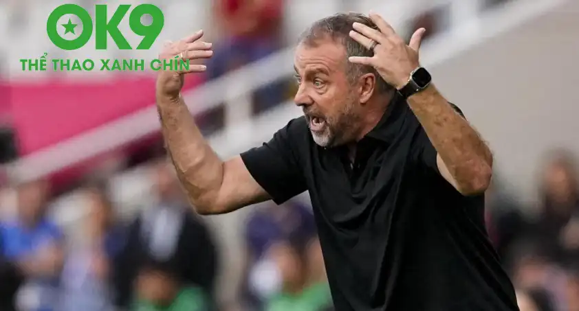 Câu lạc bộ phải thi đấu tại sân Estadi Johan Cruyff chỉ có 6.000 chỗ, làm giảm mạnh doanh thu